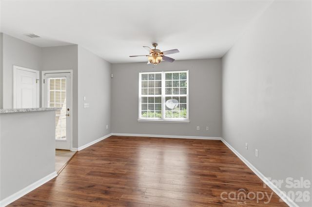 7723 Abigail Glen Drive, Charlotte, NC 28212