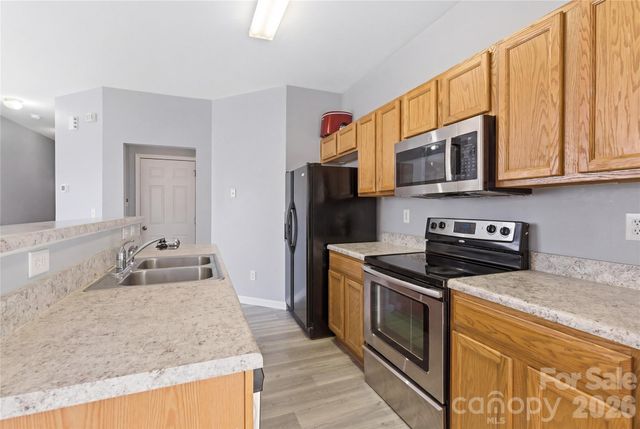 7723 Abigail Glen Drive, Charlotte, NC 28212