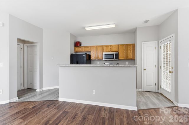 7723 Abigail Glen Drive, Charlotte, NC 28212