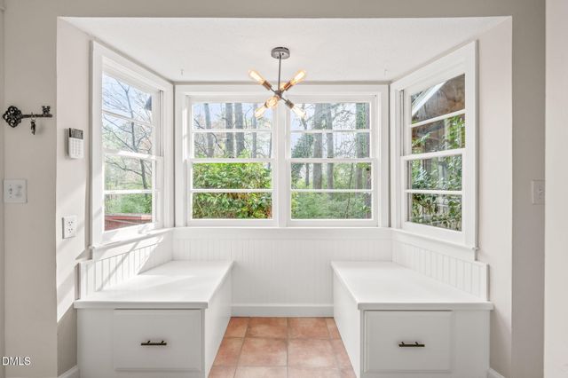 15 Abbey Road, Chapel Hill, NC 27516