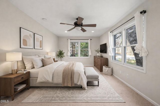 15 Abbey Road, Chapel Hill, NC 27516