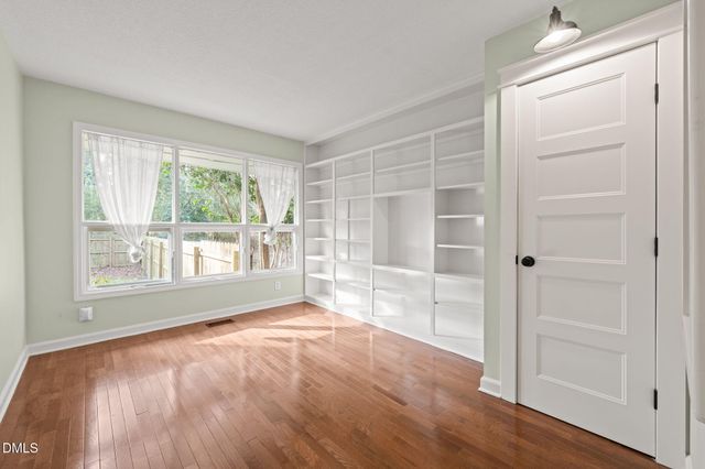 15 Abbey Road, Chapel Hill, NC 27516