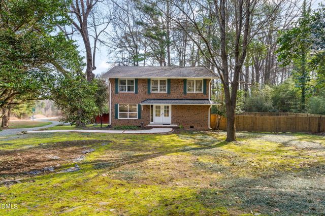 15 Abbey Road, Chapel Hill, NC 27516