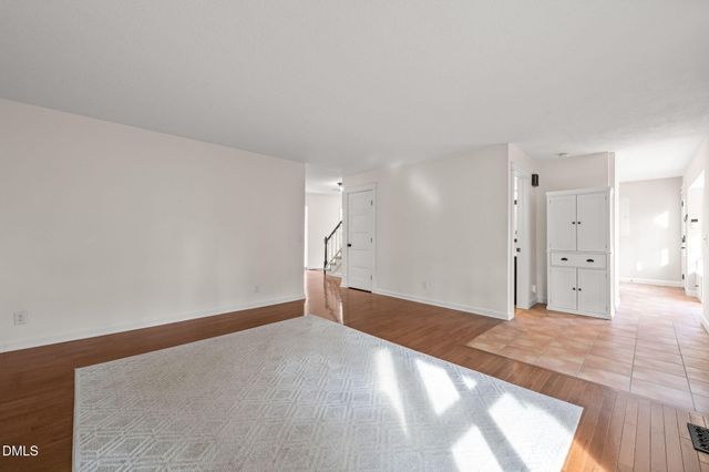 15 Abbey Road, Chapel Hill, NC 27516