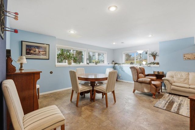 163 Fox Run, Sauk City, WI 53583