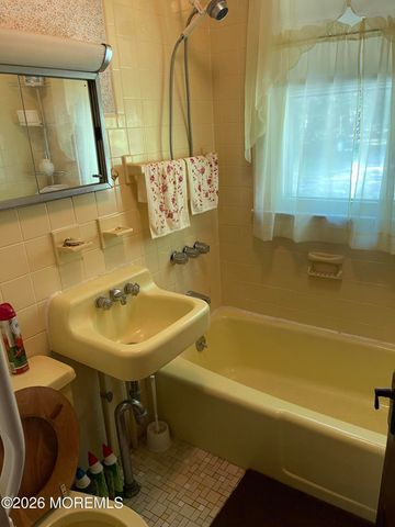 351 Chandler Road, Jackson, NJ 08527