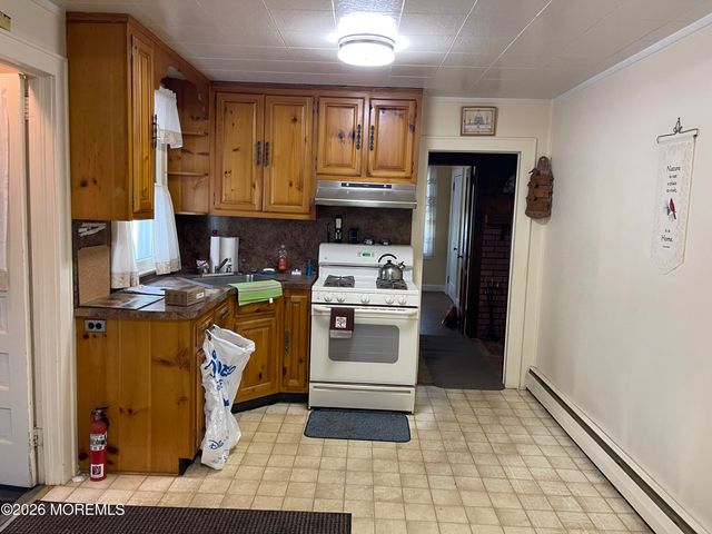 351 Chandler Road, Jackson, NJ 08527