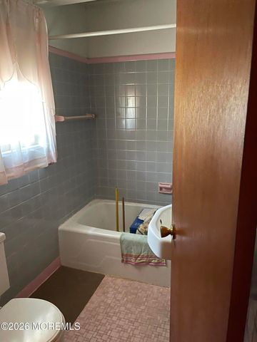 351 Chandler Road, Jackson, NJ 08527