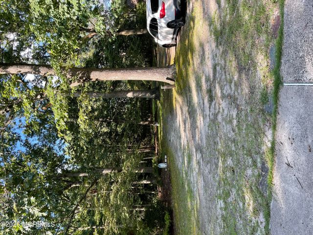 351 Chandler Road, Jackson, NJ 08527
