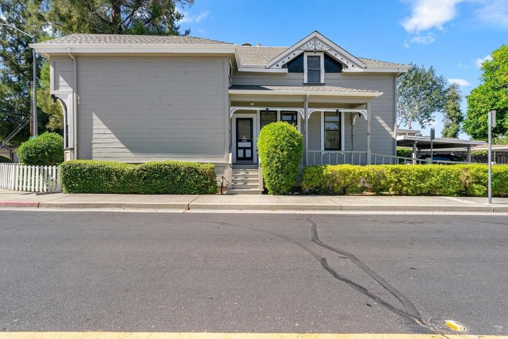 Image 12 of property listing at 142 N Central Avenue, Campbell, CA 95008