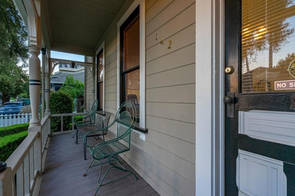 Image 21 of property listing at 142 N Central Avenue, Campbell, CA 95008