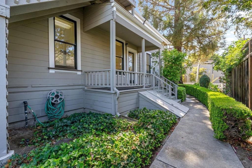 Image 23 of property listing at 142 N Central Avenue, Campbell, CA 95008