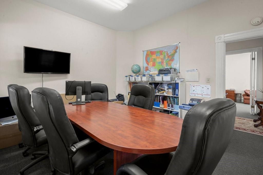 Image 37 of property listing at 142 N Central Avenue, Campbell, CA 95008