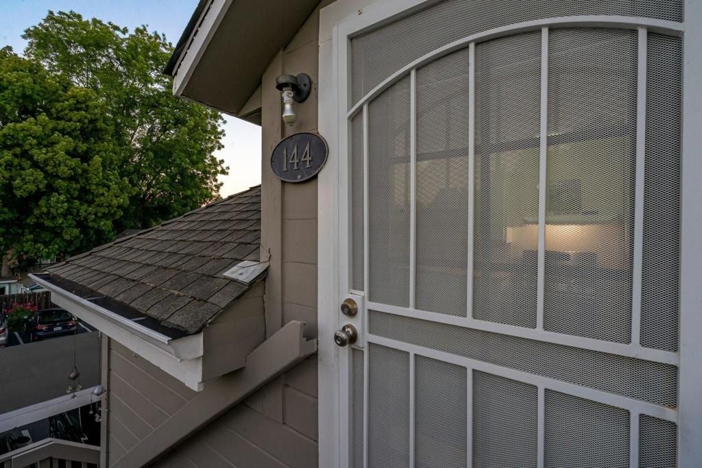 Image 49 of property listing at 142 N Central Avenue, Campbell, CA 95008