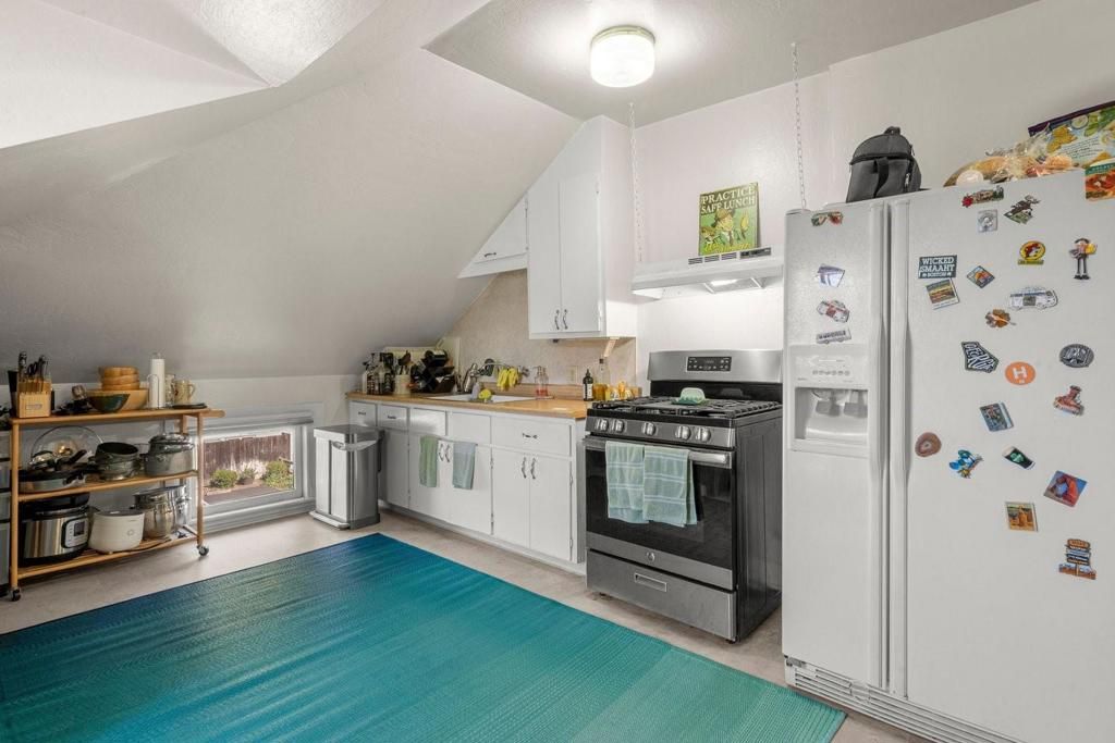Image 53 of property listing at 142 N Central Avenue, Campbell, CA 95008