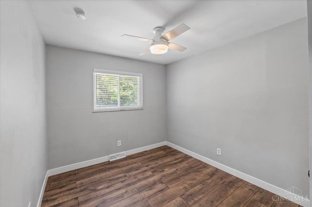 5781 Kennedy Avenue, Cincinnati, OH 45213