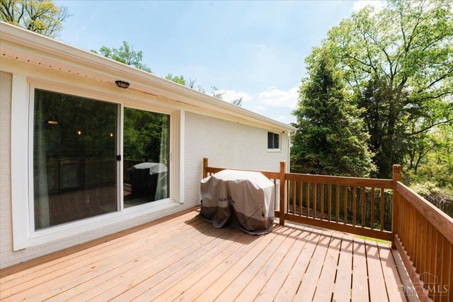 5781 Kennedy Avenue, Cincinnati, OH 45213