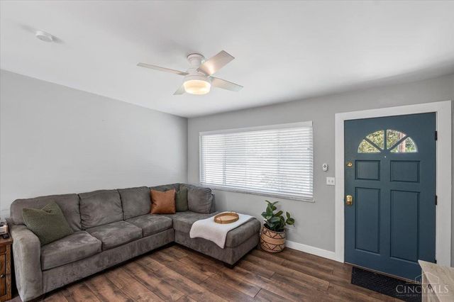 5781 Kennedy Avenue, Cincinnati, OH 45213