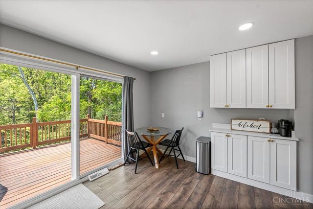 5781 Kennedy Avenue, Cincinnati, OH 45213