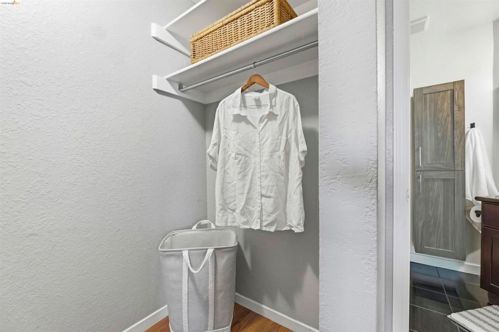 Image 17 of property listing at 535 Pierce 5203, Albany, CA 94706