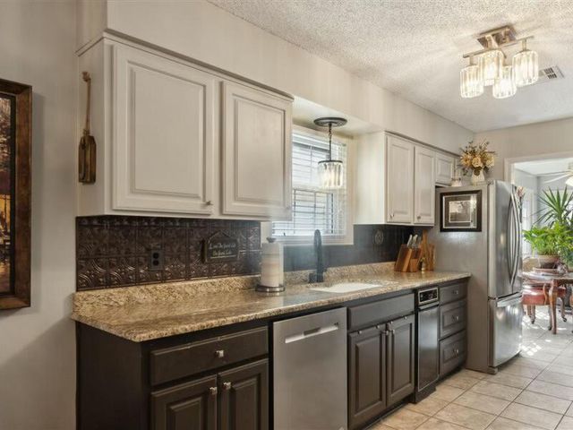 31990 S 624 Place 48, Grove, OK 74344