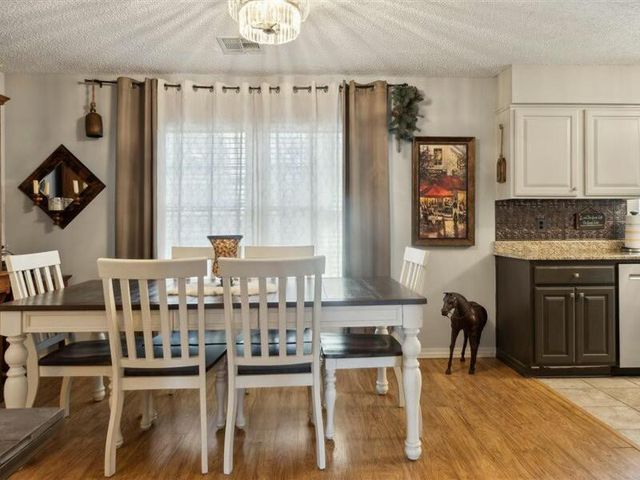 31990 S 624 Place 48, Grove, OK 74344