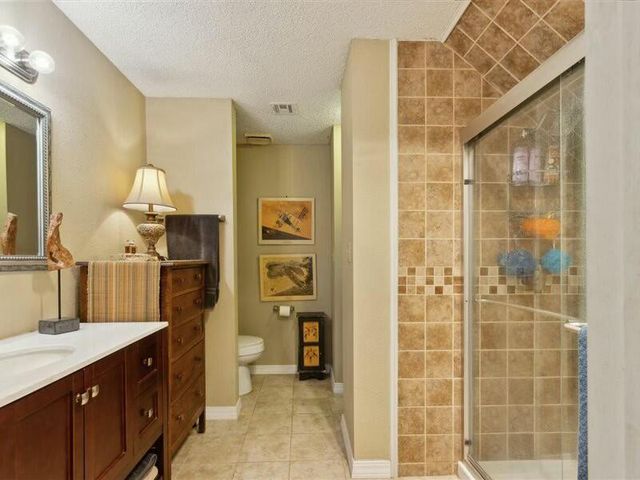 31990 S 624 Place 48, Grove, OK 74344