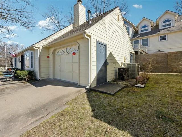 31990 S 624 Place 48, Grove, OK 74344