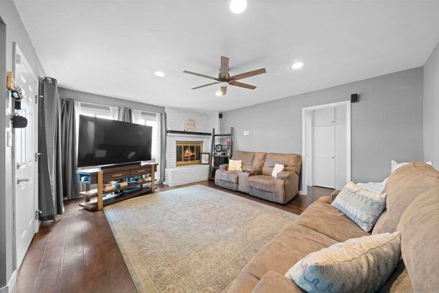 655 Robert Ave, Chula Vista, CA 91910