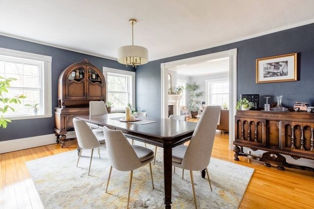 35 Washington Sq 3, Salem, MA 01970