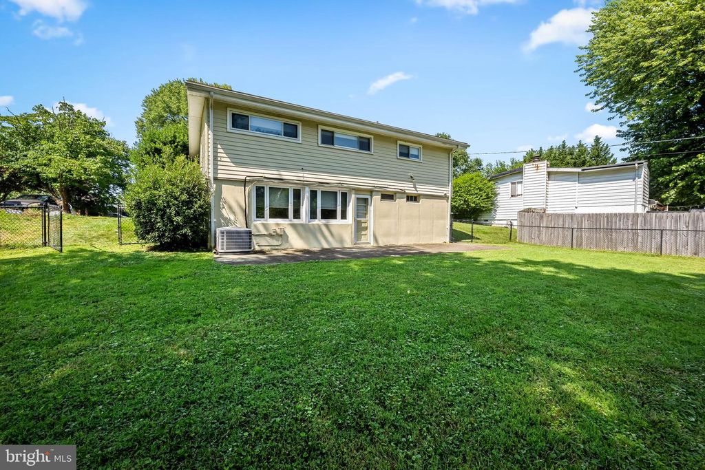 6711 LAURELWOOD AVE, Baltimore, MD 21209