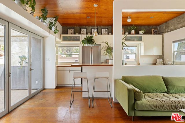 977 Chung King Road, Los Angeles, CA 90012