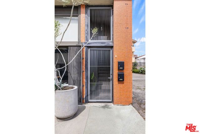 977 Chung King Road, Los Angeles, CA 90012