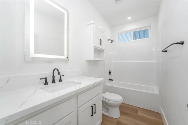 7205 Santa Barbara, Carlsbad, CA 92011