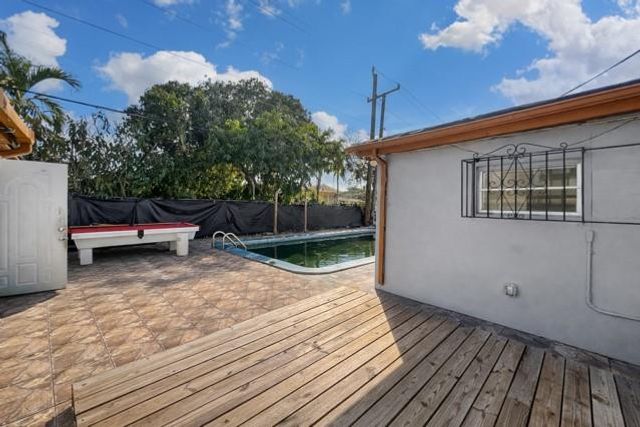 1230 NE 205th Terrace, Miami, FL 33179