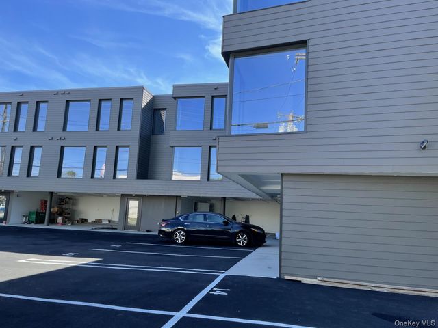 50 Roosevelt Avenue B201, Valley Stream, NY 11581