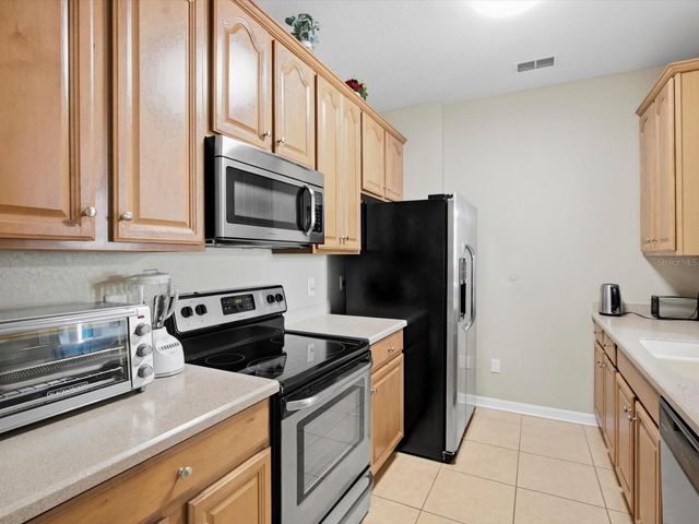 8300 PORTOFINO DRIVE 203, Davenport, FL 33896