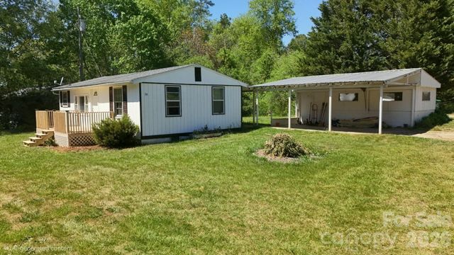 14 Winter Woods Drive, Asheville, NC 28806