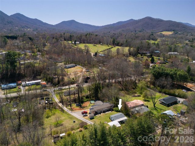 14 Winter Woods Drive, Asheville, NC 28806
