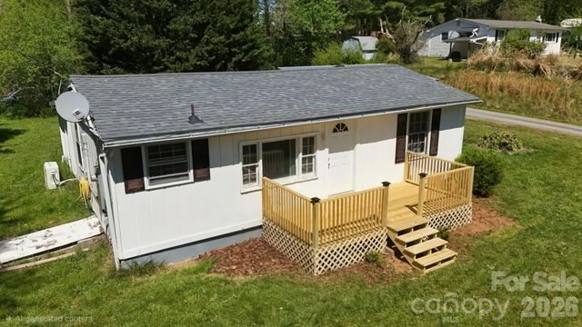 14 Winter Woods Drive, Asheville, NC 28806