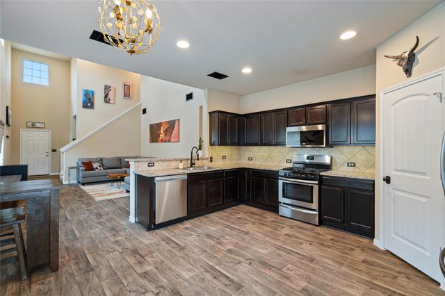 3213 Tilmon LN, Austin, TX 78725