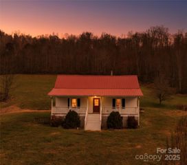 456 Windy Gap Road, Mars Hill, NC 28754