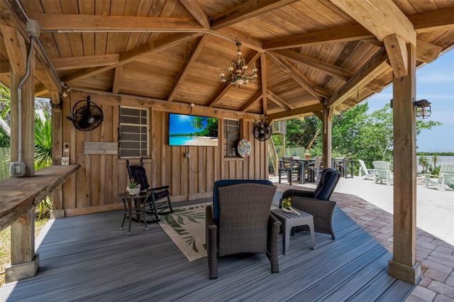 70 MOUND PLACE, Terra Ceia, FL 34250
