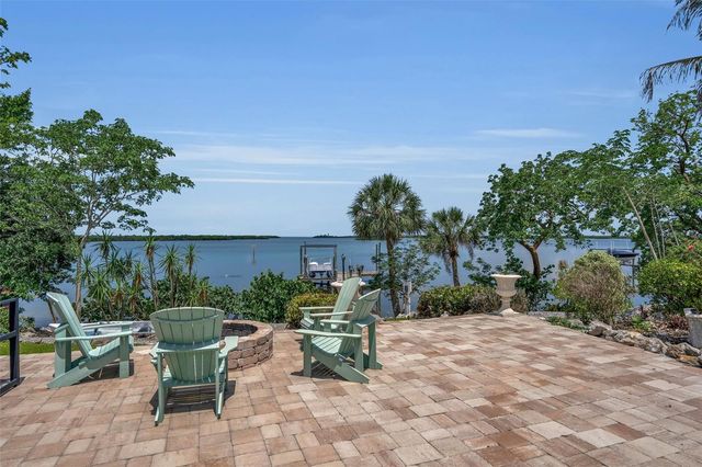 70 MOUND PLACE, Terra Ceia, FL 34250
