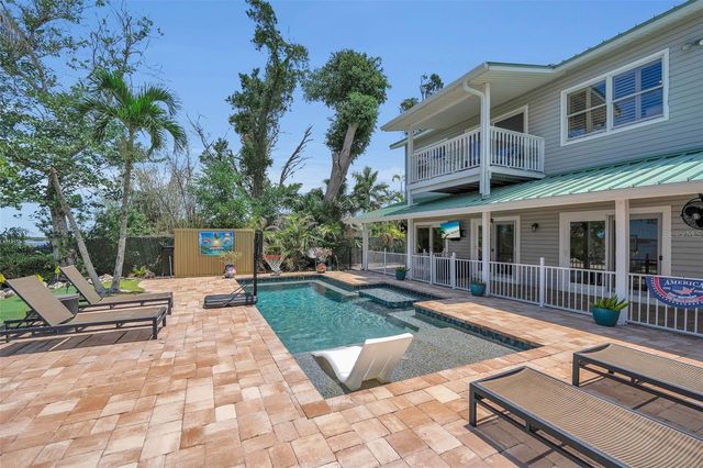 70 MOUND PLACE, Terra Ceia, FL 34250