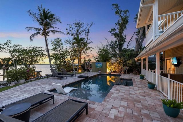 70 MOUND PLACE, Terra Ceia, FL 34250