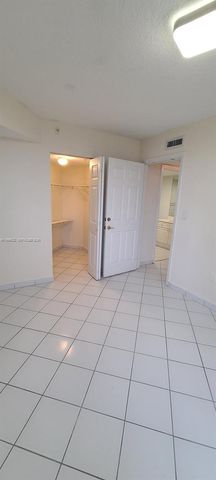 17275 Collins Avenue 801, Sunny Isles Beach, FL 33160
