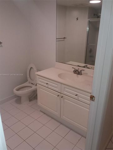 17275 Collins Avenue 801, Sunny Isles Beach, FL 33160