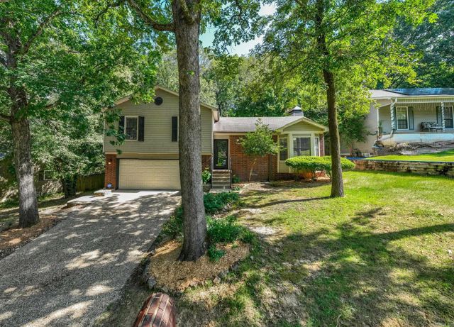 13204 Laurel Oaks, Little Rock, AR 72211