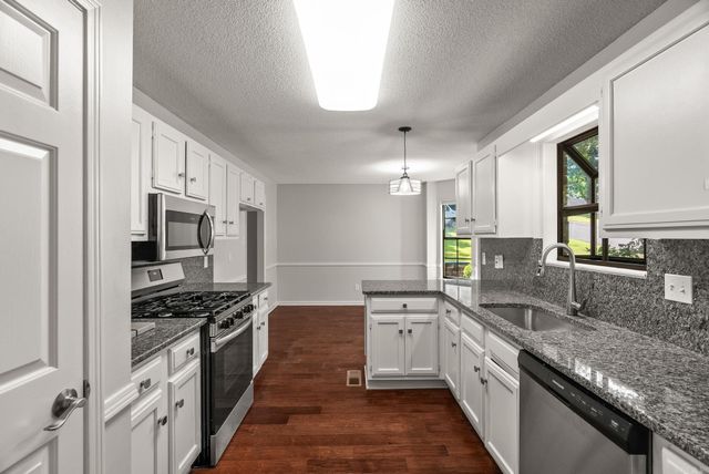 13204 Laurel Oaks, Little Rock, AR 72211